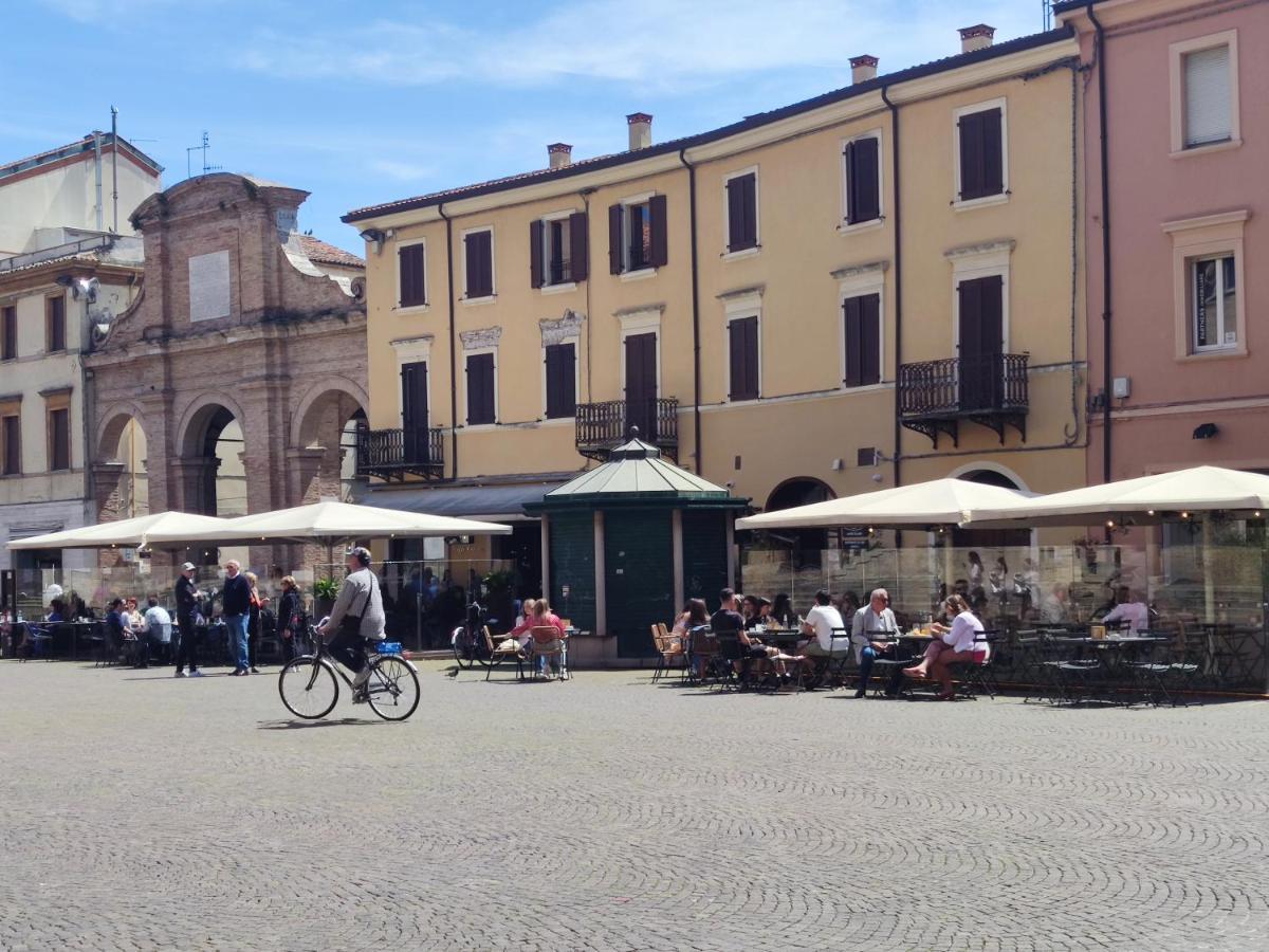 Appartamento In Piazza Cavour Centro Storico 리미니 외부 사진