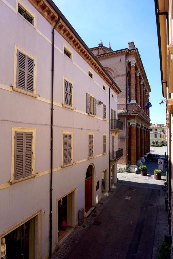 Appartamento In Piazza Cavour Centro Storico 리미니 외부 사진